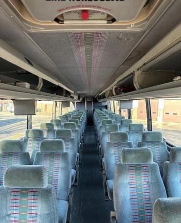 2006 Prevost H3-45 Coach Bus - Image 7