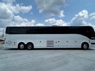 2012 Prevost H3-45 Coach Bus - Image 4