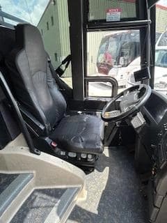 2012 Prevost H3-45 Coach Bus - Image 13