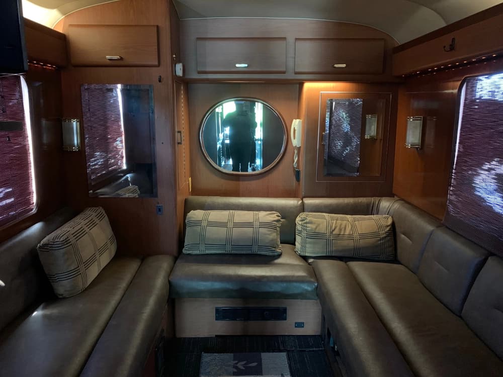 1993 Eagle Model 15 Motorcoach - Image 17