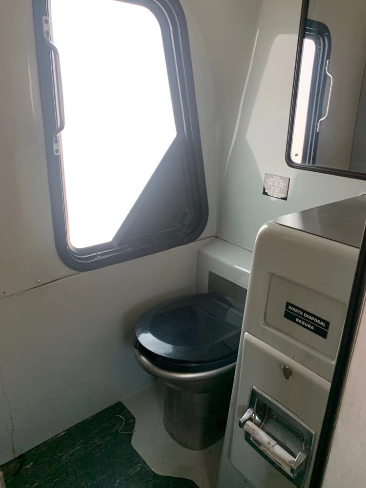 1996 Eagle Model 15 Coach Bus - Image 14