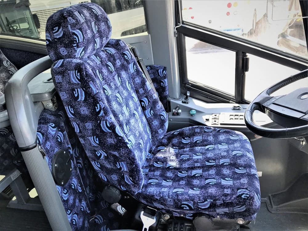 2008 MCI J4500 Coach - Image 5