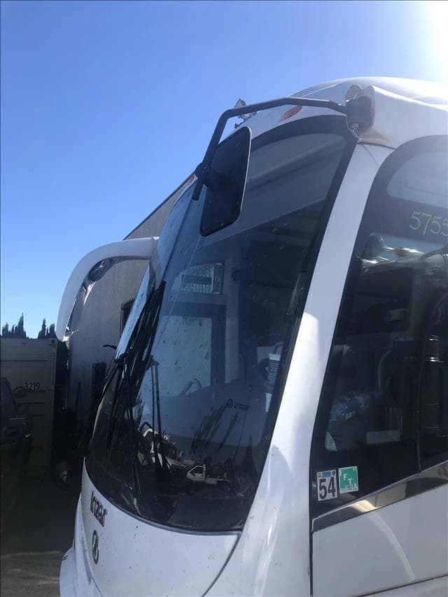 2016 Irizar 45 Coach Bus - Image 28