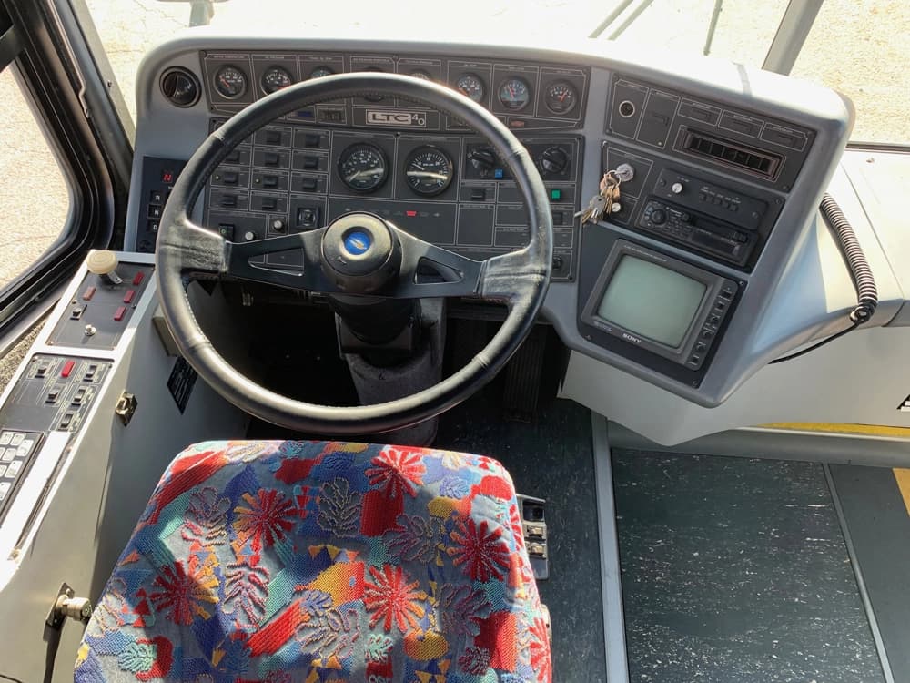 2001 Bluebird LTC40 Coach Bus - Image 10