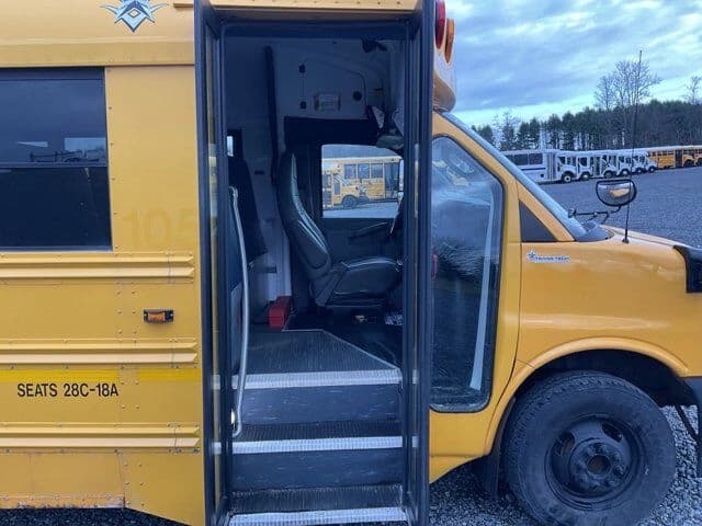 2018 Chevrolet Trans Tech Cutaway School Bus - Image 5