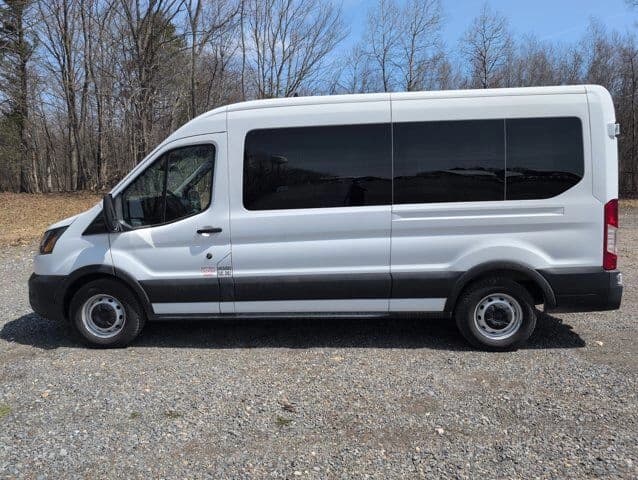 2023 Ford Transit 350 Passenger Van - Image 4
