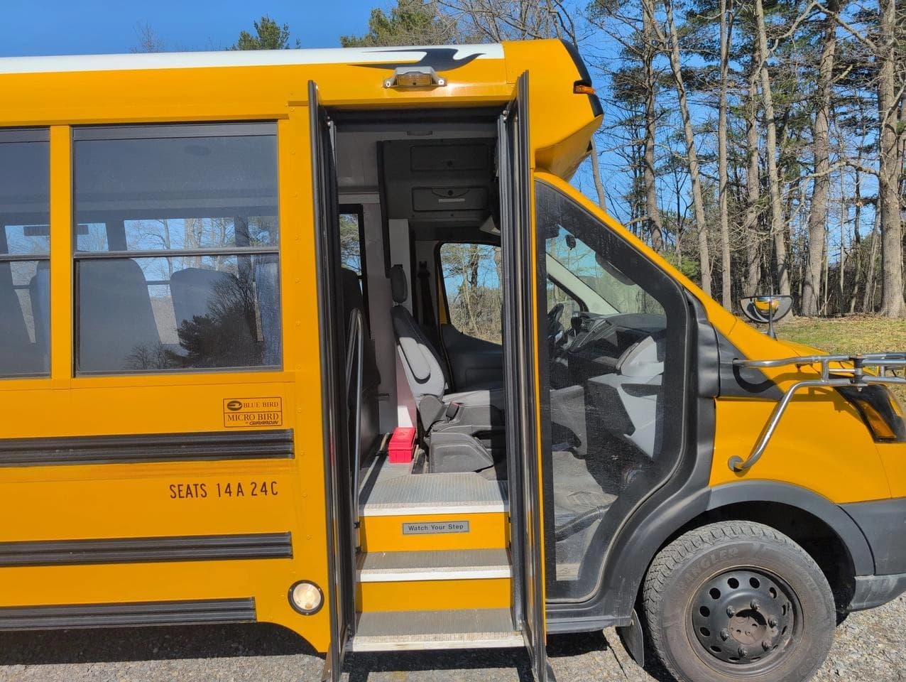 2018 Ford Girardin Micro Bird Shuttle Bus - Image 4