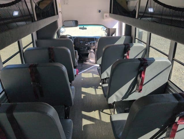 2013 Chevrolet Starcraft Cutaway - Image 7