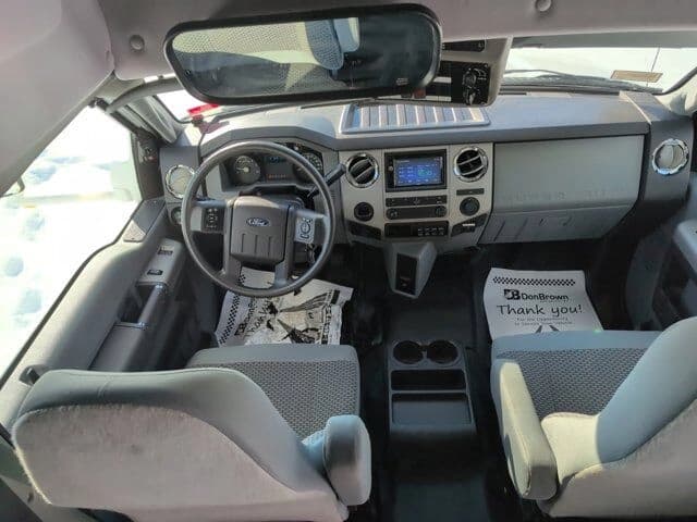 2018 Ford Starcraft Shuttle Bus - Image 9