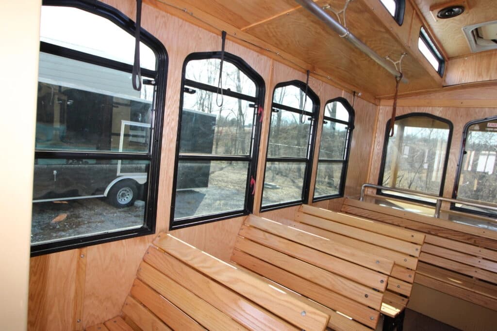 2010 Hometown Mainstreet 228 Trolley Bus - Image 11