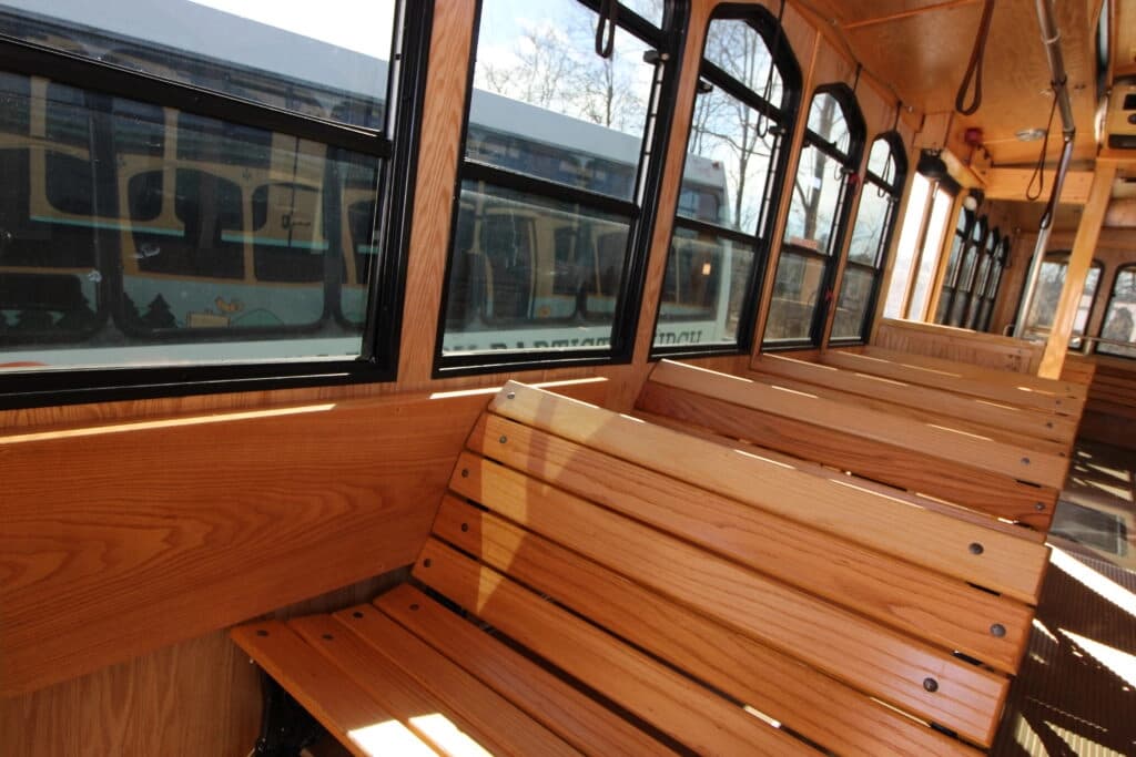 2010 Hometown Mainstreet 228 Trolley Bus - Image 6