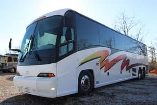 2011 Motor Coach Industries J4500 bus