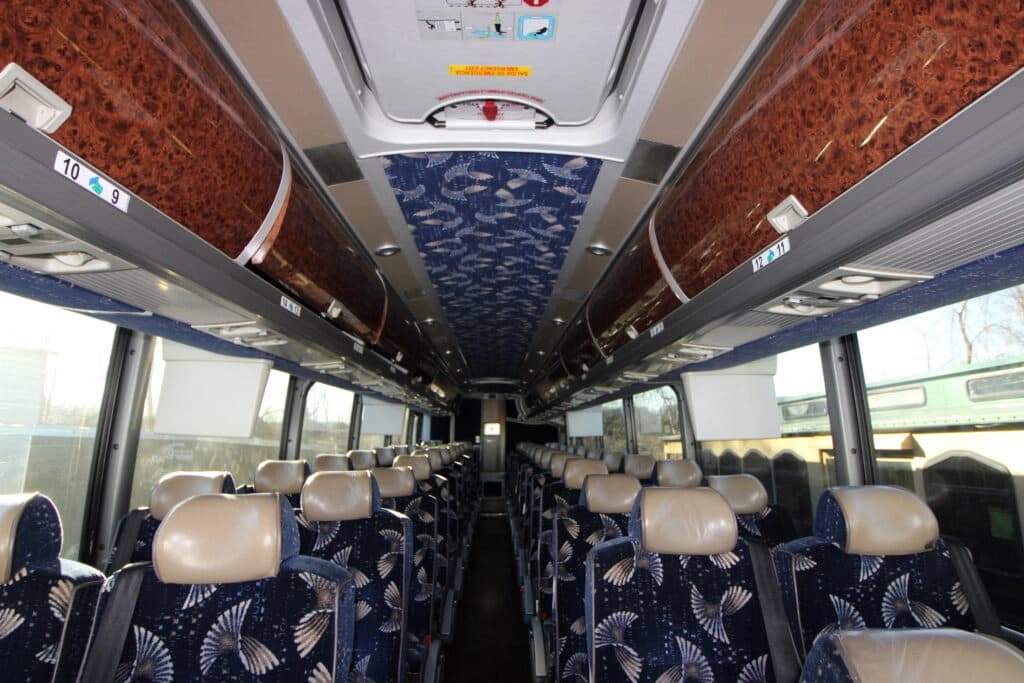 2013 MCI J4500 – VIP Coach - Image 11