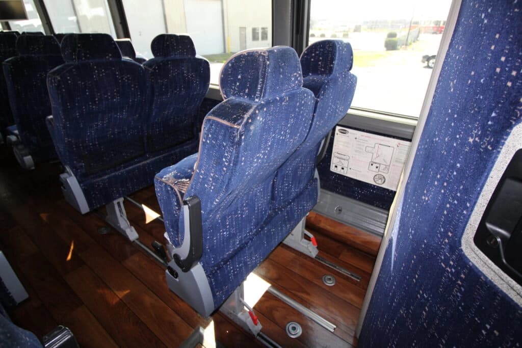 2013 MCI J4500 – VIP Coach - Image 16