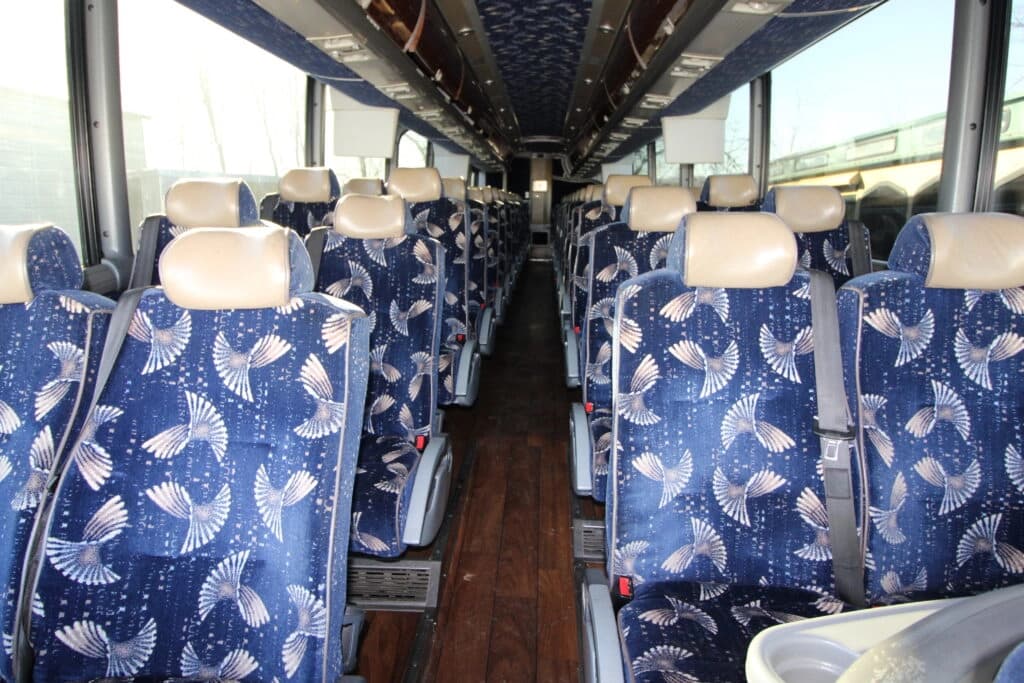 2013 MCI J4500 – VIP Coach - Image 10