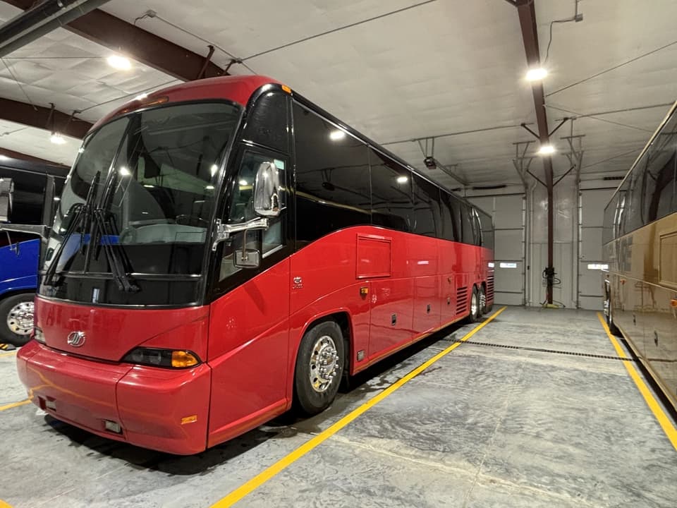 2012 MCI J4500 Motor Coach - Image 1