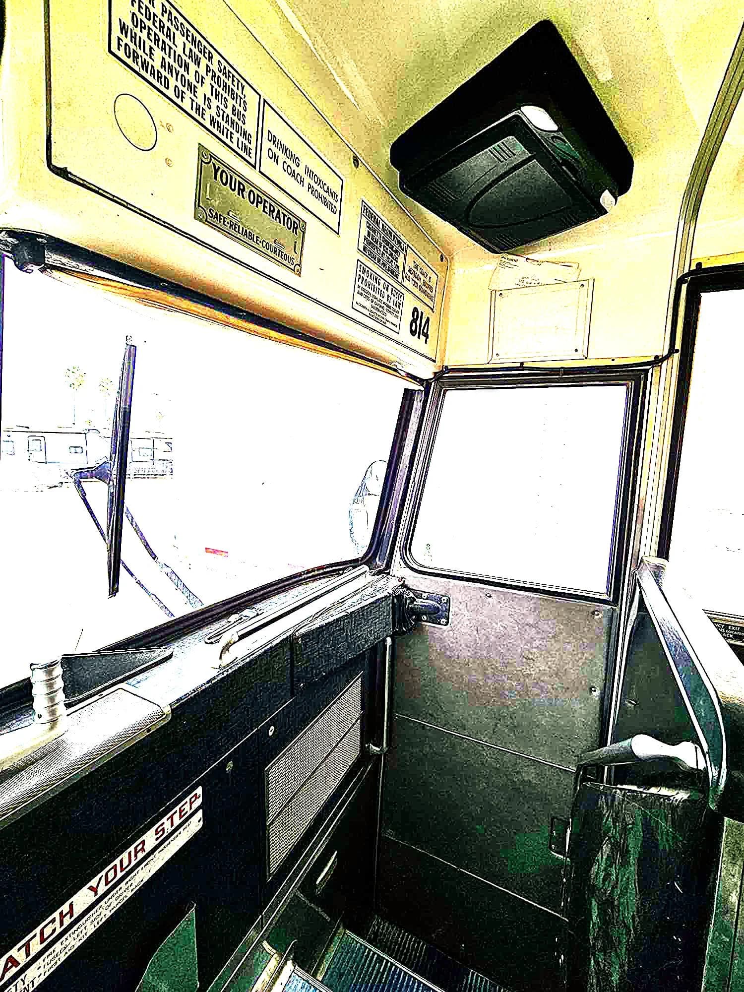 1976 MCI MC-8 Crusader - Image 7