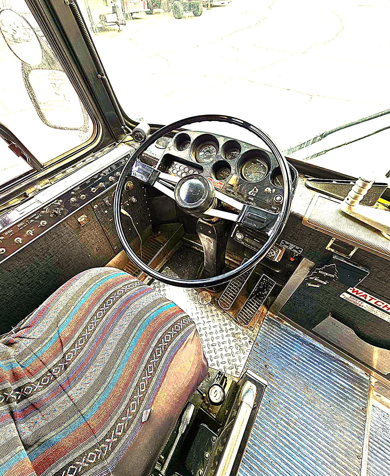 1976 MCI MC-8 Crusader - Image 8