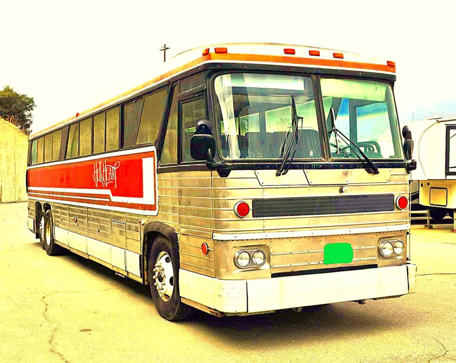 1976 MCI MC-8 Crusader - Image 11