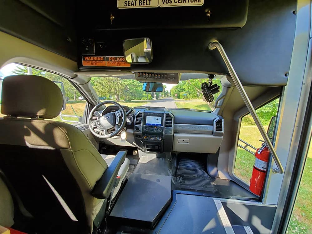 2022 StarTrans Senator II HD Shuttle Bus - Image 7