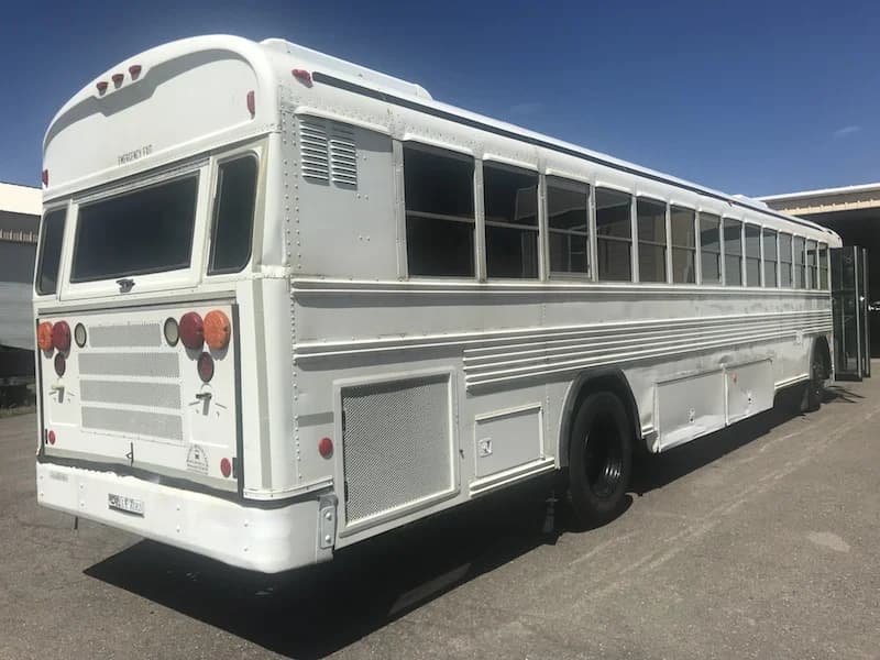 2008 Blue Bird All American RE Flat Nose Activity Bus - Image 4