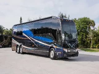 2018 Liberty Coach H3-45 bus