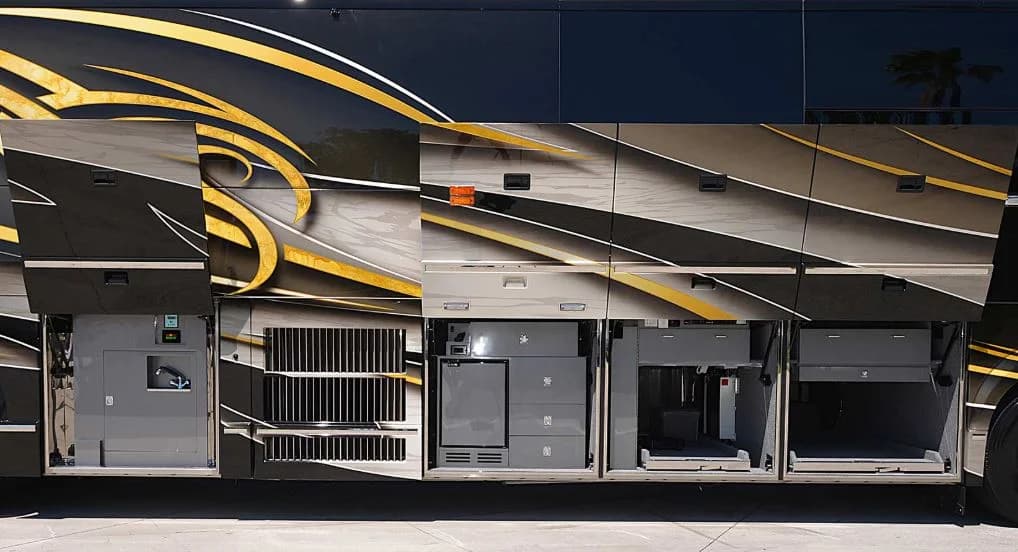 2016 Prevost H3-45 Elegant Lady - Image 3