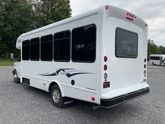 2024 Chevrolet Express 4500 Starcraft A/C Shuttle Bus  - Image 4