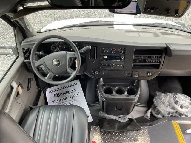 2024 Chevrolet Express 4500 Starcraft A/C Shuttle Bus  - Image 6