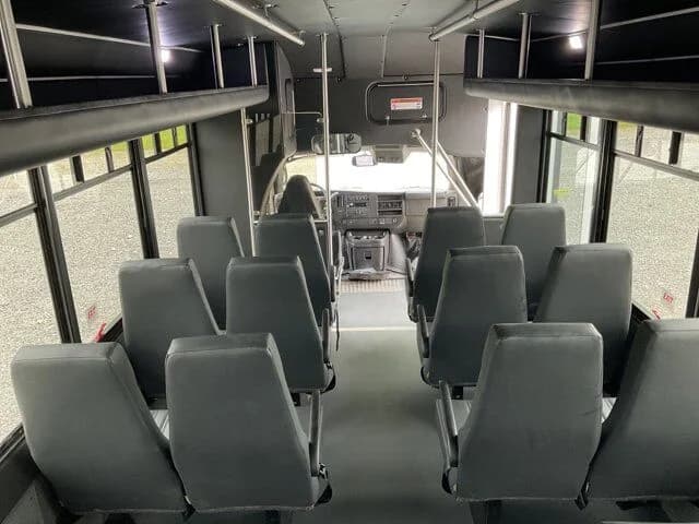 2024 Chevrolet Express 4500 Starcraft A/C Shuttle Bus  - Image 8
