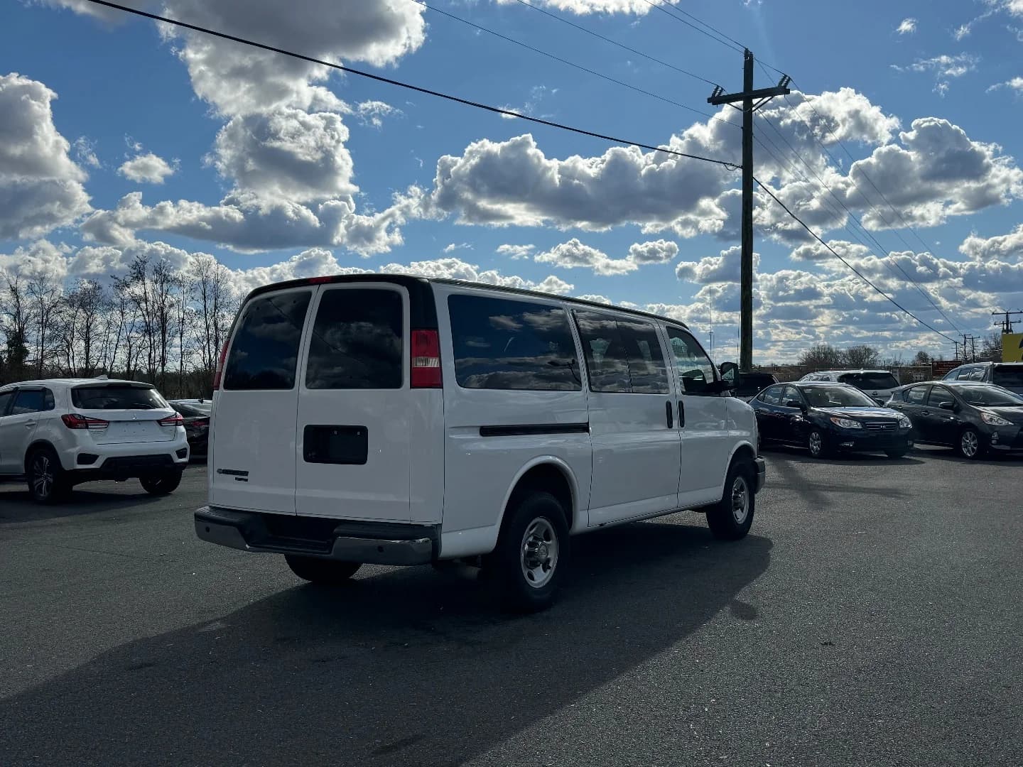 2014 Chevrolet Express LT Passenger Van - Image 3