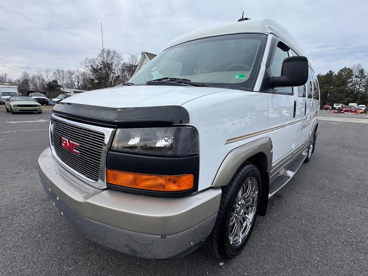 2012 GMC Savana 1500 Upfitter Passenger Van - Image 5