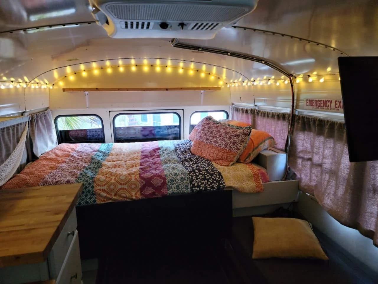 1990 International Blue Bird Dog Nose Skoolie Conversion - Image 4