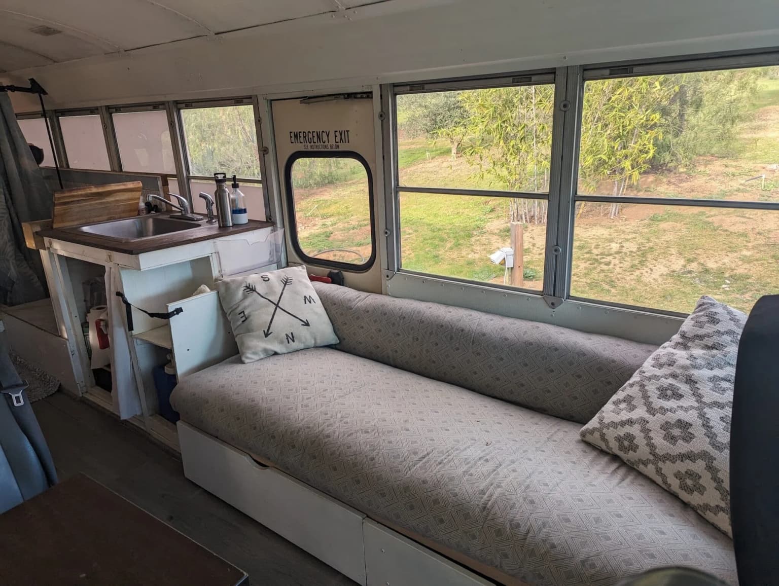 1995 Blue Bird Mid-Size Skoolie Conversion - Image 4