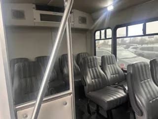 2019 Ford E 350 bus