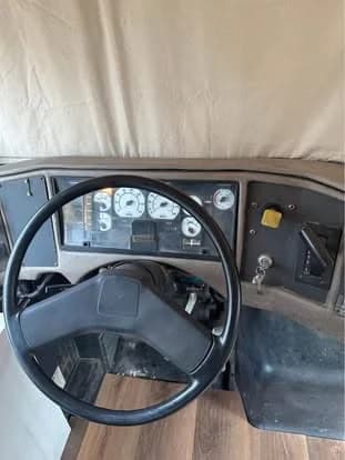 2002 International 4300 Skoolie Conversion - Image 8