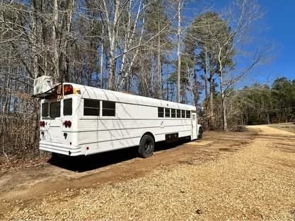 2002 International 4300 Skoolie Conversion - Image 3