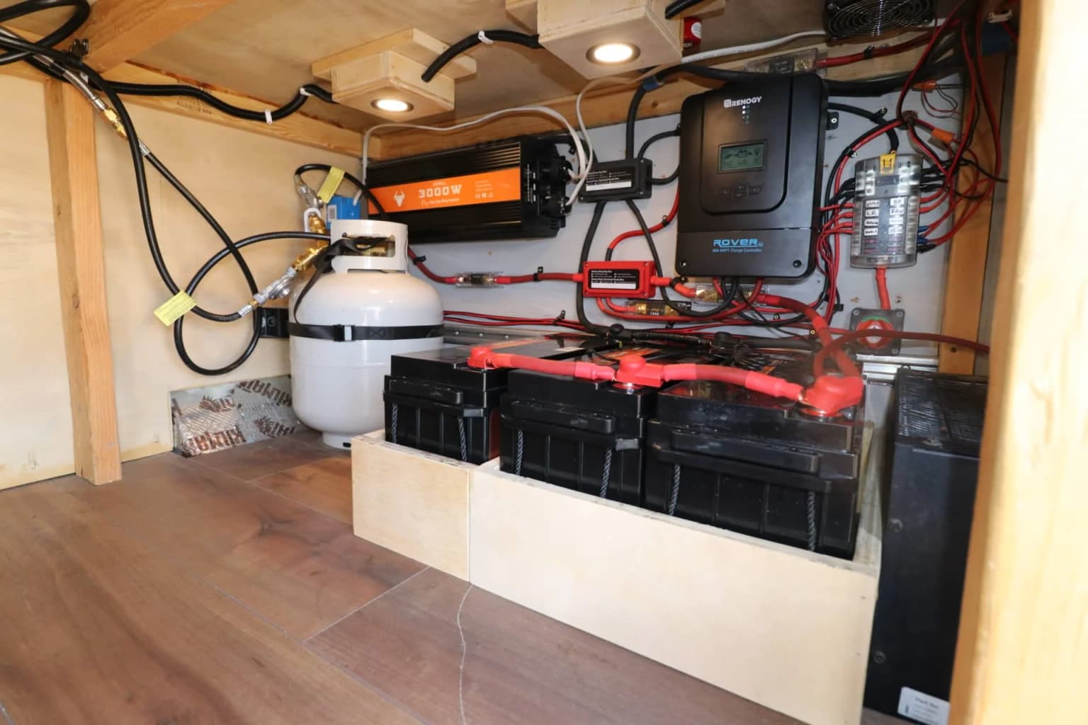 2011 Chevrolet Express G3500 Skoolie Conversion - Image 10