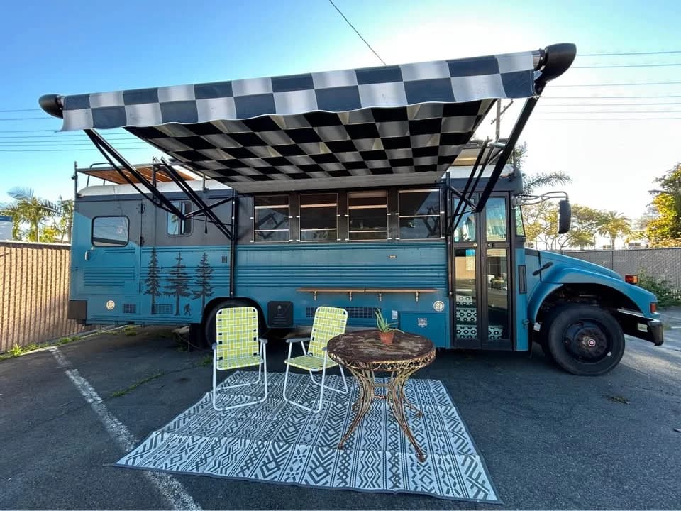 2004 Blue Bird Mid Size Dog Nose Skoolie - Image 1