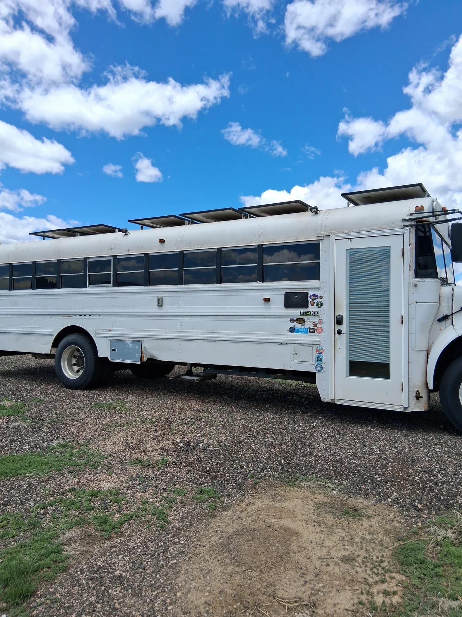 2002 International 3000 Skoolie Conversion - Image 2