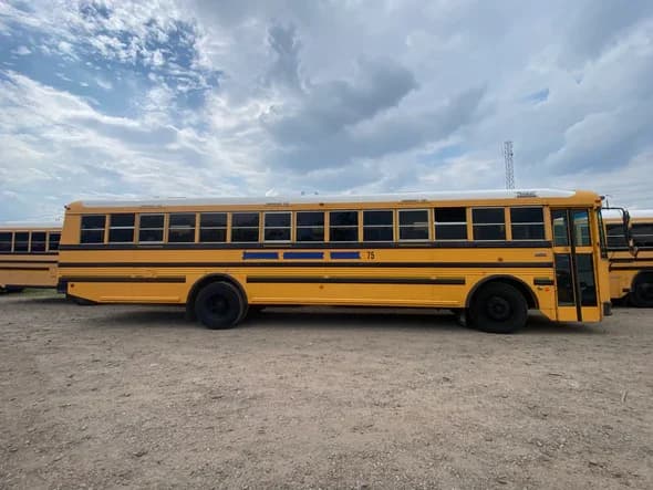 2007 Thomas Flat Nose School Bus - Image 3