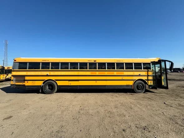 2007 Thomas Built Flat Nose School Bus - Image 2