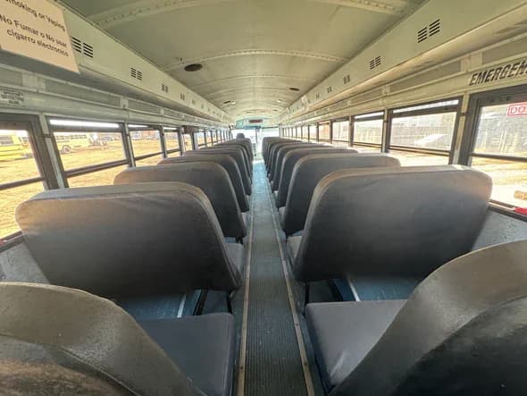 2007 Thomas Built Flat Nose School Bus - Image 9