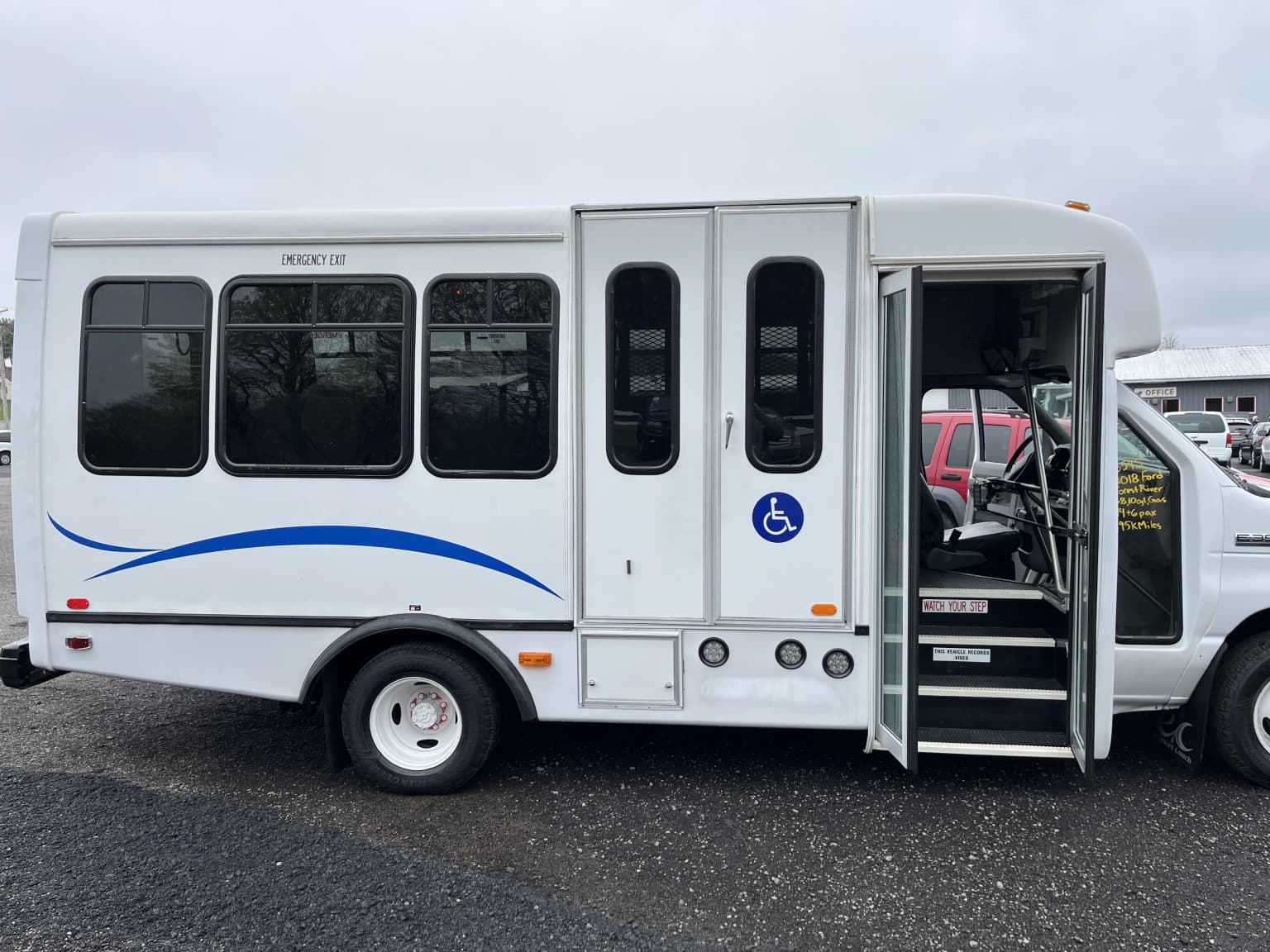 2018 Ford E350 Ford - Image 3