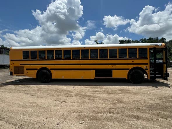 2011 International Flat Nose School Bus - Image 3
