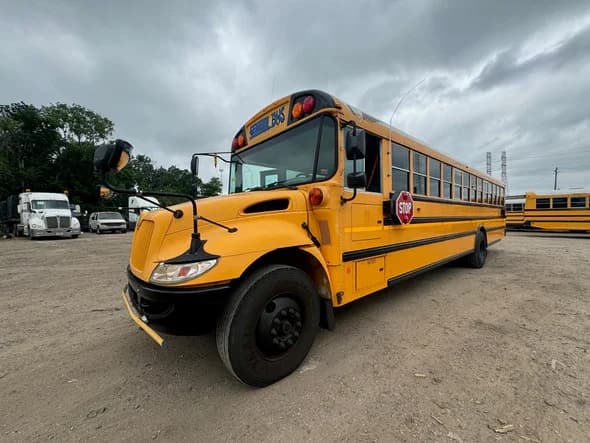 2014 International Dog Nose School Bus - Image 6
