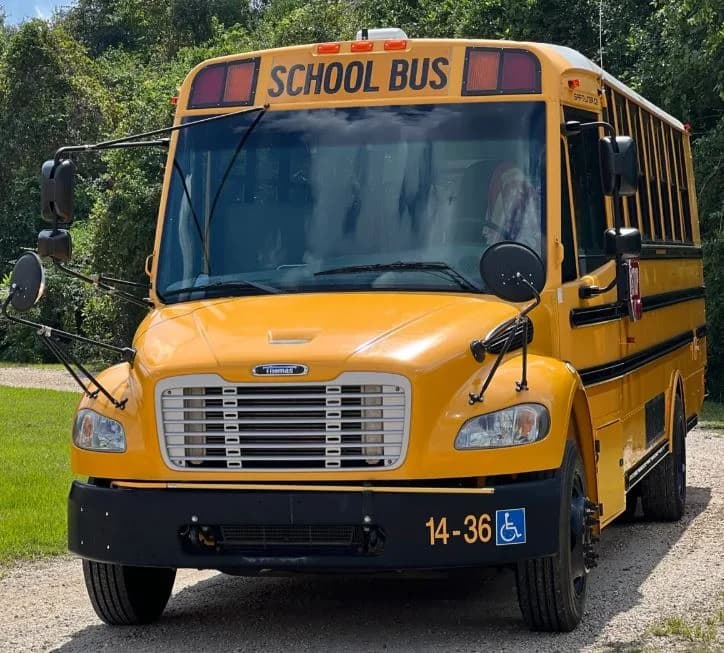2014 Freightliner Thomas C2 School Bus - Image 2