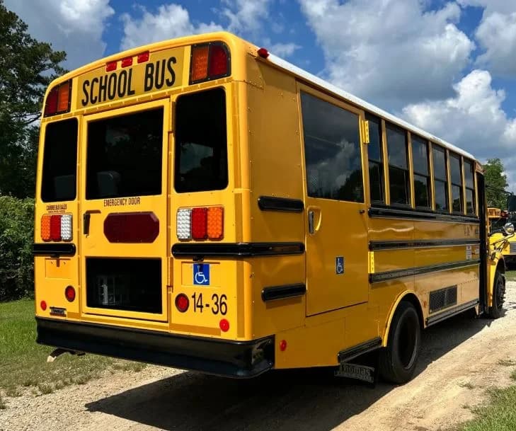 2014 Freightliner Thomas C2 School Bus - Image 3