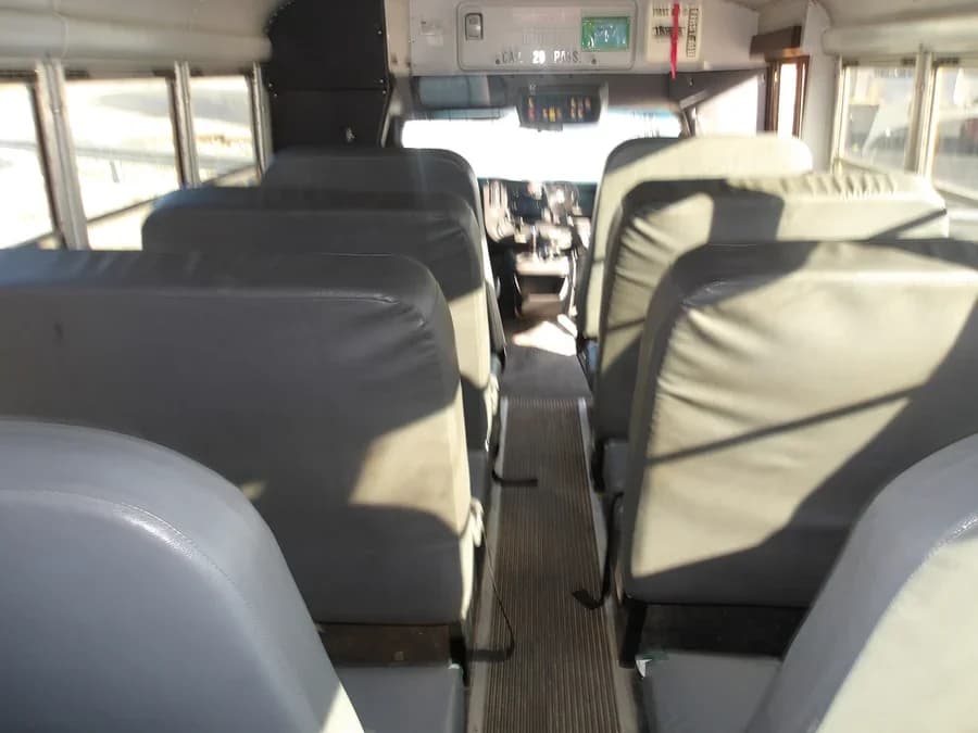 2009 GMC Thomas School Bus - Image 6