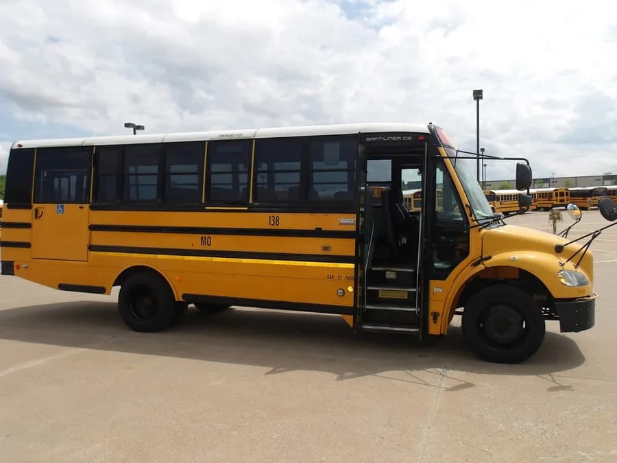 2012 Freightliner Thomas School Bus - Image 1